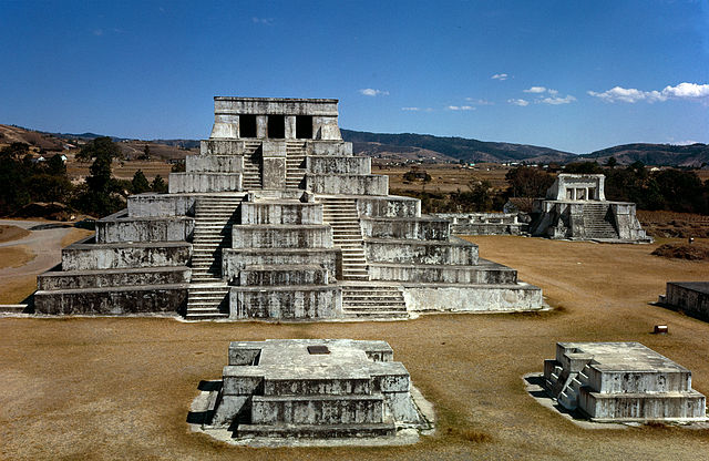 Ruins of the Mayan city of Zacuelu